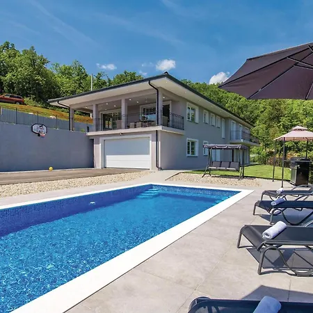 Gorgeous In Bregi With Kitchen * Breza