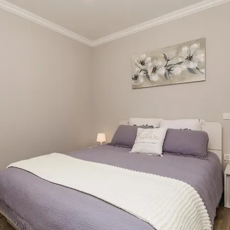 Ferienhaus Gorgeous In Bregi With Kitchen Breza