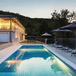 Gorgeous In Bregi With Kitchen