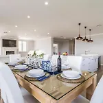 Gorgeous In Bregi With Kitchen Semesterbostad