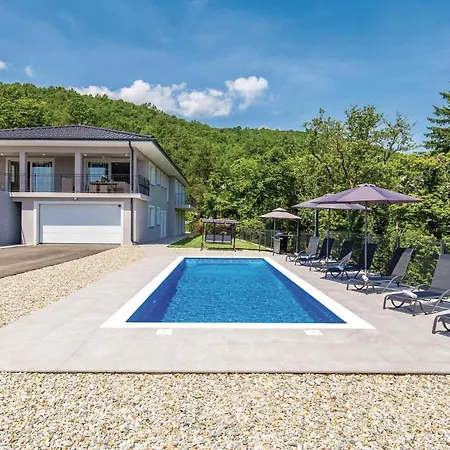 Gorgeous In Bregi With Kitchen * Breza