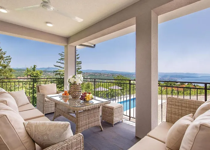 Σπίτι διακοπών Gorgeous In Bregi With Kitchen Breza