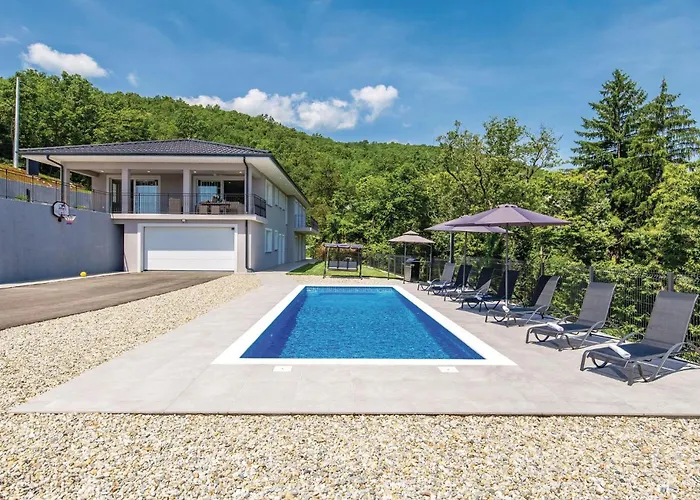 Gorgeous In Bregi With Kitchen * Breza