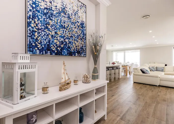 Σπίτι διακοπών Gorgeous In Bregi With Kitchen